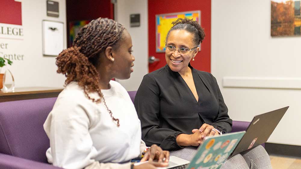 Ramapo Career advisor with student