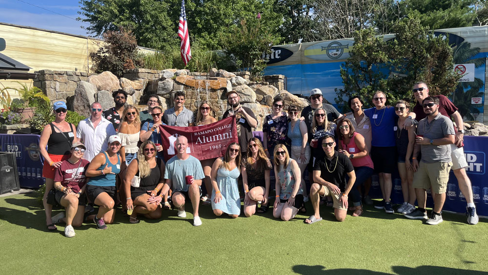 Ramapo College Alumni at Bar A